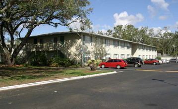 Sienna Place in Orlando, FL - Foto de edificio - Building Photo