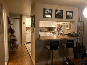 99 W Fourth St in Boston, MA - Building Photo - Building Photo