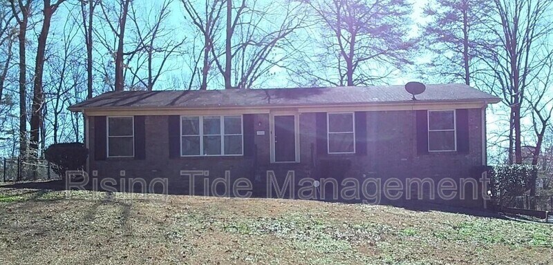 3211 Churchview Way in Hueytown, AL - Building Photo