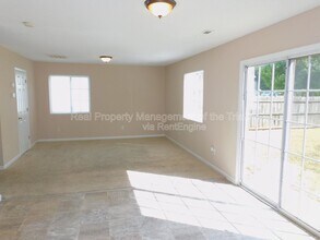 5402 Carriage Woods Dr in Browns Summit, NC - Building Photo - Building Photo