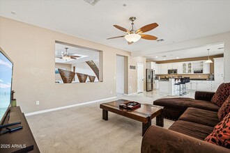 9042 W Pinnacle Vista Dr in Peoria, AZ - Building Photo - Building Photo