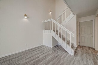 12632 Newbrook Dr in Houston, TX - Building Photo - Building Photo