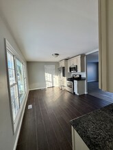 1490 Highland Blvd in Hoffman Estates, IL - Building Photo - Building Photo