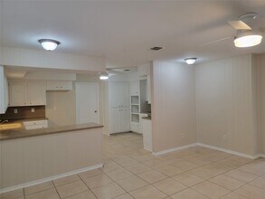 713 Clubside Dr in East Bernard, TX - Building Photo - Building Photo