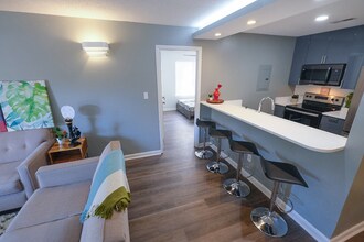 1241 University Ct, Unit 002 in Raleigh, NC - Building Photo - Building Photo