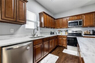805 NW 70th Ave in Bentonville, AR - Building Photo - Building Photo