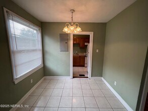 2608 College St in Jacksonville, FL - Foto de edificio - Building Photo