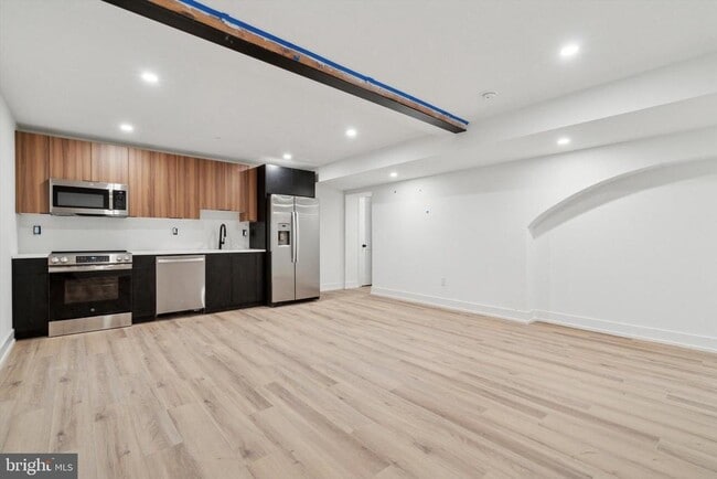 property at 808 N 3rd St