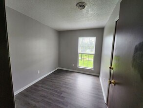 204 W Montgomery St in Brazil, IN - Building Photo - Building Photo