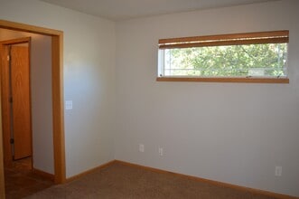 8921 Snowberry Ln in Verona, WI - Building Photo - Building Photo