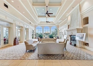 6065 Islandwalk Blvd in Naples, FL - Foto de edificio - Building Photo