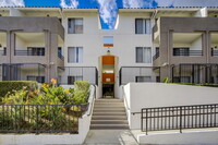 Mariposa Gardens Apartments in Los Angeles, CA - Building Photo - Building Photo