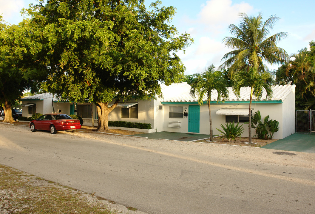 1301 NE 11th St in Fort Lauderdale, FL - Building Photo