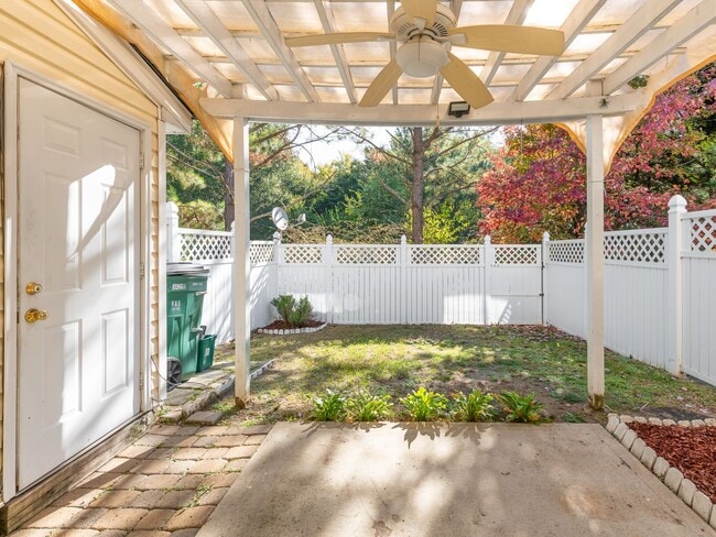14255 Tranters Creek Ln in Charlotte, NC - Building Photo - Building Photo