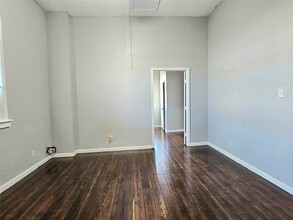 4226 Winnie St in Galveston, TX - Building Photo - Building Photo