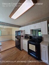 126 N Holiday Ln in Otis, OR - Building Photo - Building Photo