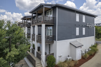 St. Johns Flats in Tuscaloosa, AL - Foto de edificio - Building Photo