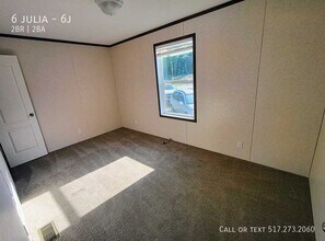 6 Julia in Flat Rock, MI - Building Photo - Building Photo