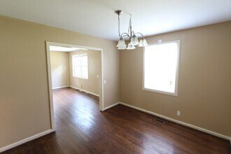 1816 2nd St NW in Center Point, AL - Building Photo - Building Photo