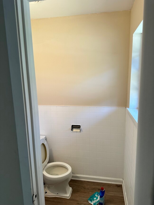property at 103 E Scott St
