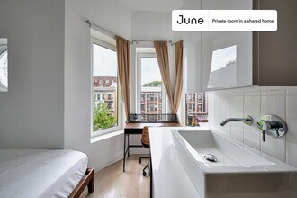 Room in Shared 4 bed/4 bath home in Brooklyn, NY - Building Photo - Building Photo