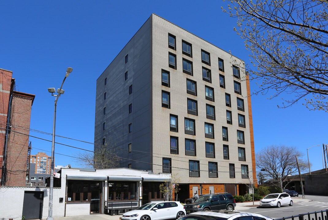 11-15 Jackson St in Brooklyn, NY - Foto de edificio