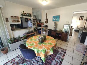 1616 Glencrest Dr in Austin, TX - Building Photo - Building Photo