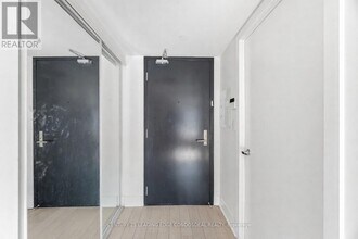 955 Bay St. in Toronto, ON - Building Photo - Building Photo