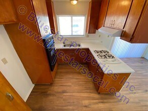 13410 Navajo Rd in Apple Valley, CA - Building Photo - Building Photo