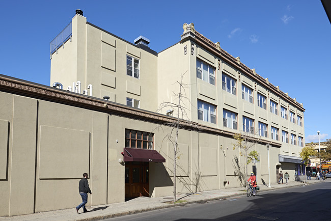 15 Pearl St in Cambridge, MA - Foto de edificio - Building Photo