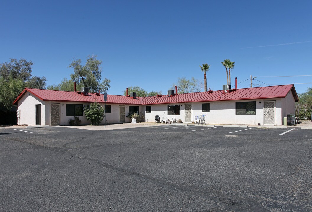 3556-3568 E Blacklidge Dr in Tucson, AZ - Building Photo