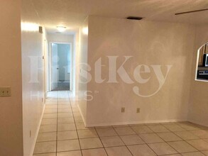 120 Summer View Cir in Winter Haven, FL - Building Photo - Building Photo