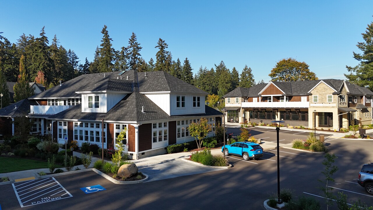 16500 Boones Ferry Rd, Unit 210 in Lake Oswego, OR - Foto de edificio