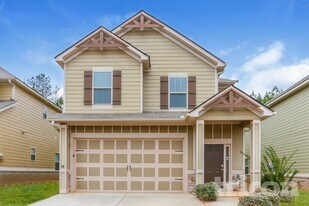 500 Kirkland Dr in Locust Grove, GA - Building Photo