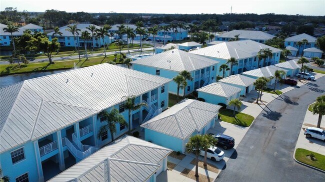 5760 Sabal Trace Dr in North Port, FL - Building Photo - Building Photo