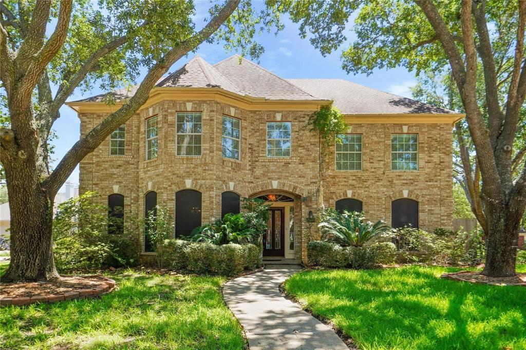 219 Whisper Pass in Houston, TX - Building Photo