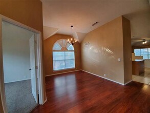 4017 Chinaberry Dr in Garland, TX - Building Photo - Building Photo