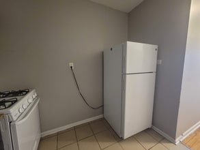 3725 W Grand Ave in Chicago, IL - Building Photo - Building Photo