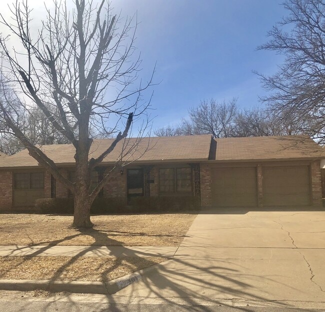 property at 4405 59th St