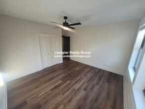 1241 Chicago Ave, Unit 5 in Evanston, IL - Building Photo - Building Photo