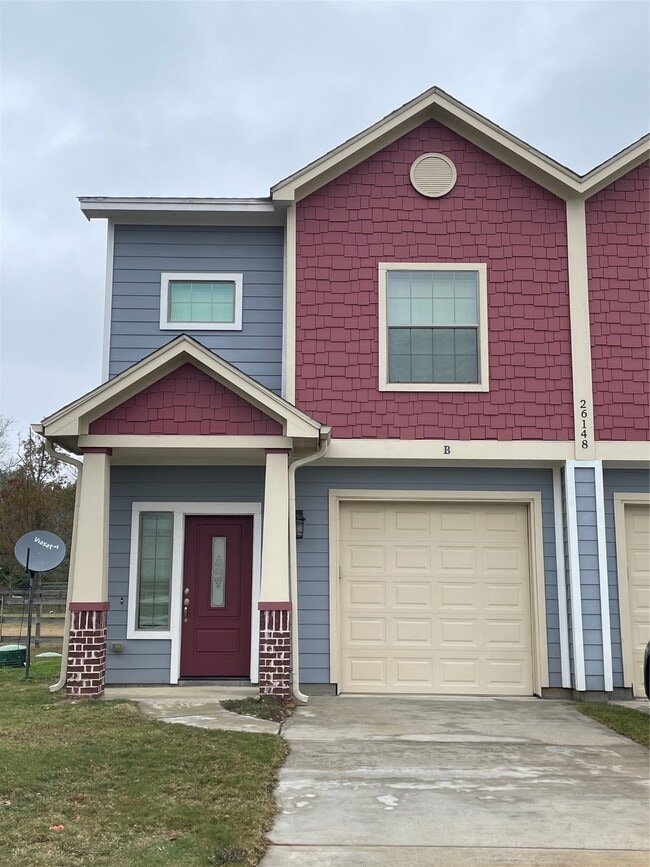 26148 Avenue E in Montgomery, TX - Building Photo - Building Photo