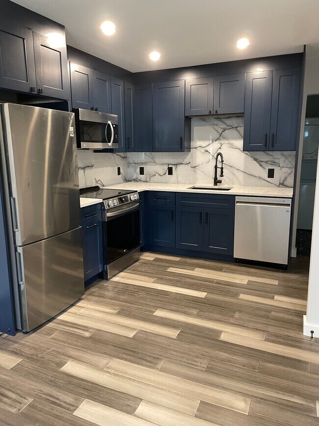 173 Water St Rentals in Williamstown, MA