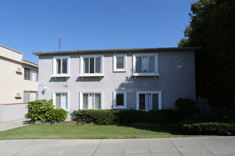 Eastborne Apartments in Los Angeles, CA - Building Photo - Building Photo