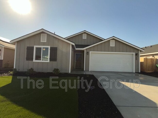 property at 7031 W Wren Ave