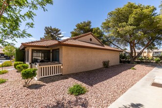 3375 E Tompkins Ave in Las Vegas, NV - Building Photo - Building Photo