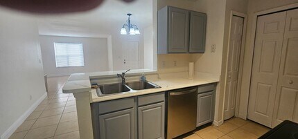 2101 Cascades Blvd-Unit -101 in Kissimmee, FL - Building Photo - Building Photo