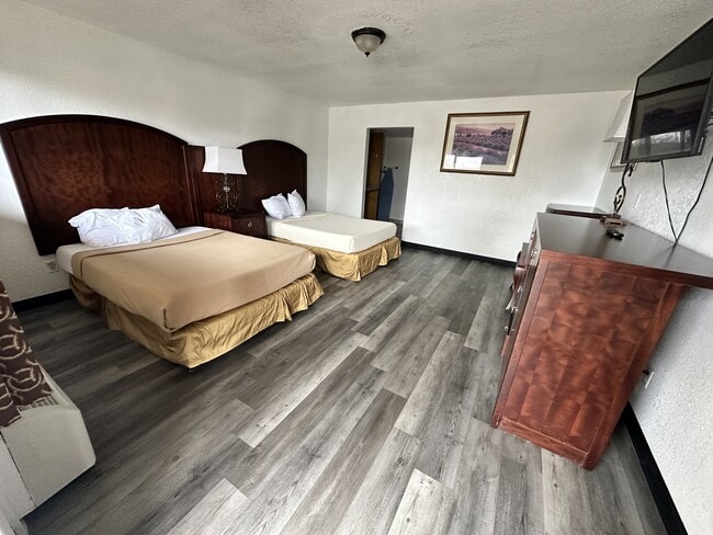 property at 2530 Bloomfield Hwy