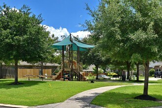 2229 Maple Point Dr N in Conroe, TX - Building Photo - Building Photo