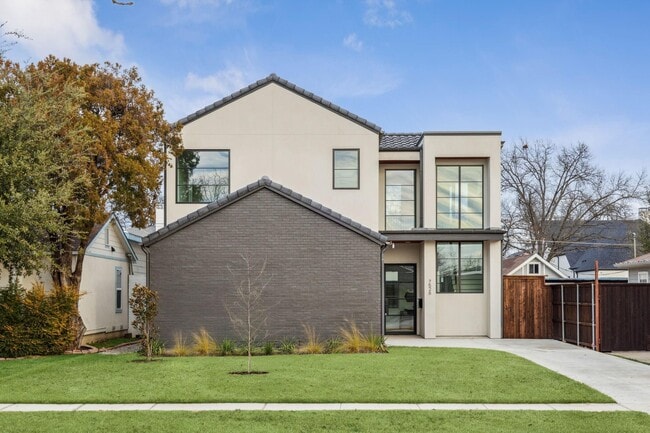 property at 7526 Kenwell St