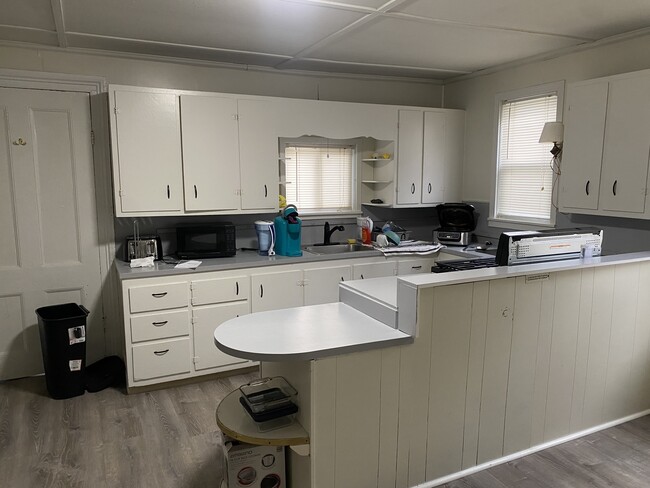 18 Seminary Ave, Unit House in Binghamton, NY - Building Photo - Building Photo